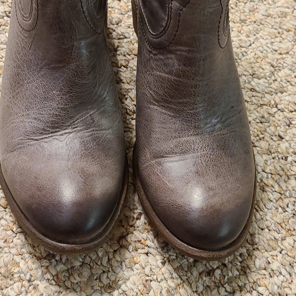 Frye Carson shortie booties - Picture 2 of 4